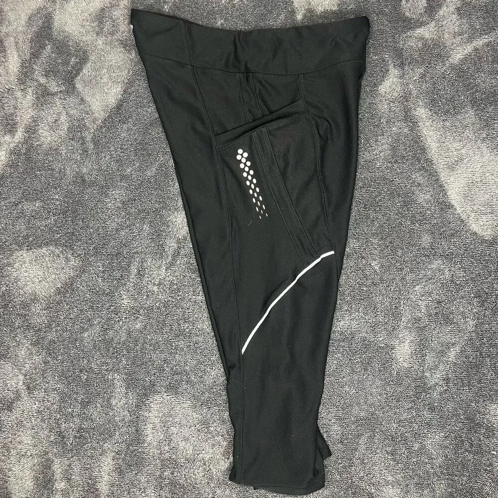 ASICS Women's Sz S Black Cropped Capri Athletic Leggings
